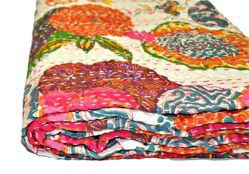 White Tropical Kantha Quilt in Queen Size Bohemian Kantha Etsy Canada