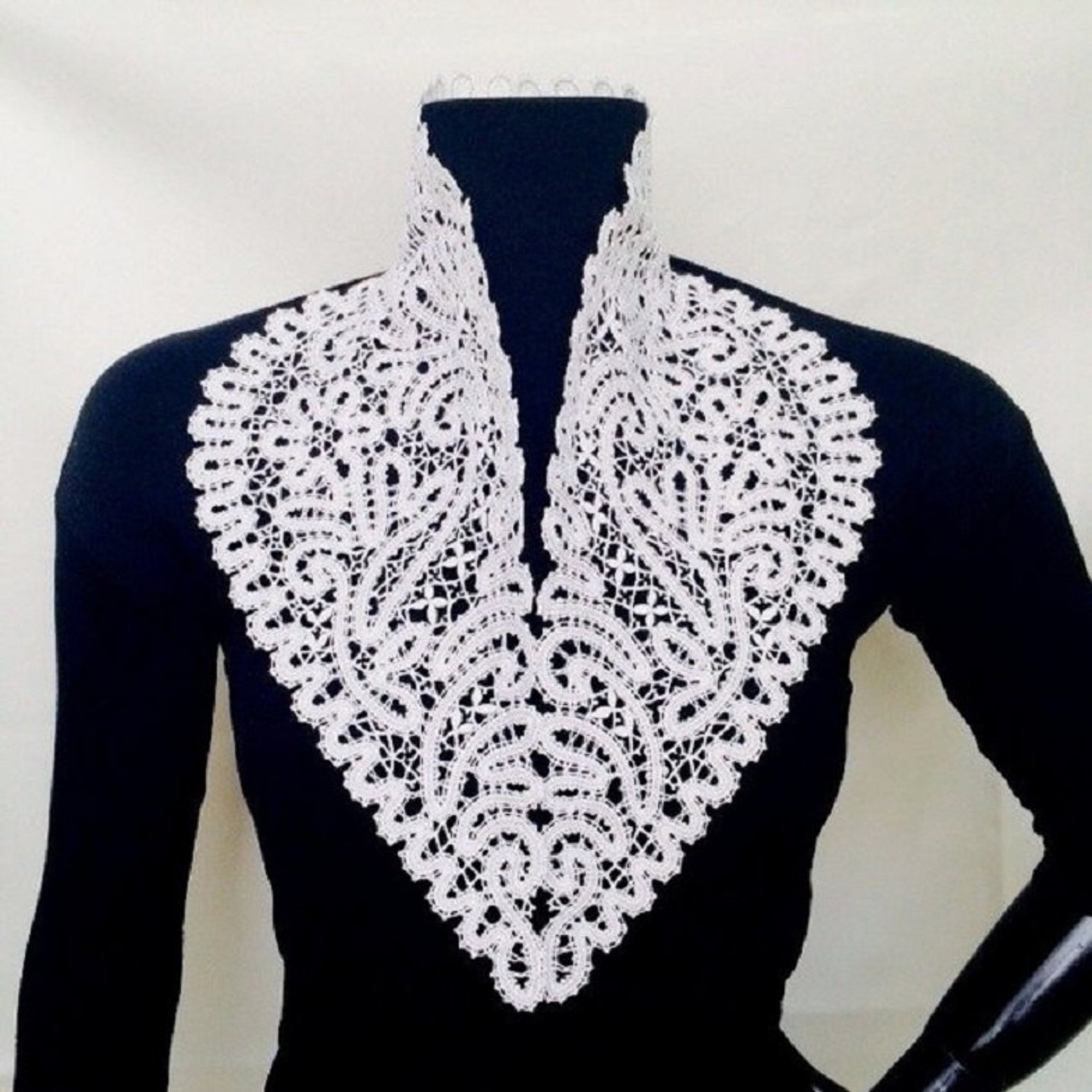 вологодское кружево воротник. кружевоплетение вологодское кружево воротники. кружевные воротнички вологодское кружево. кружево на коклюшках воротнички. кружевоплетение вологодское кружево воротники.