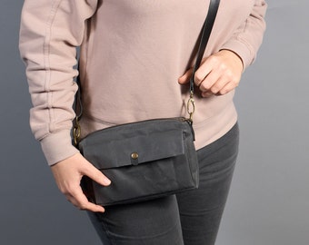 Waxed canvas crossbody bag for woman. Waterproof grey purse with black leather strap. Personalized gift for her. Zippered shoulder bag.