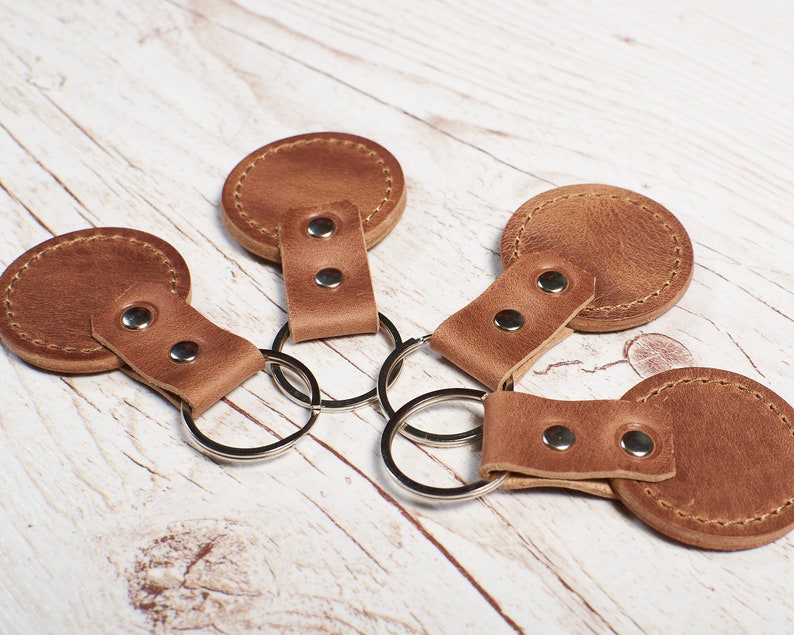 Personalized leather keychain. Handmade leather key fob gift for him. Custom color monogrammed keyring. Brown leather minimalist key holder. image 7