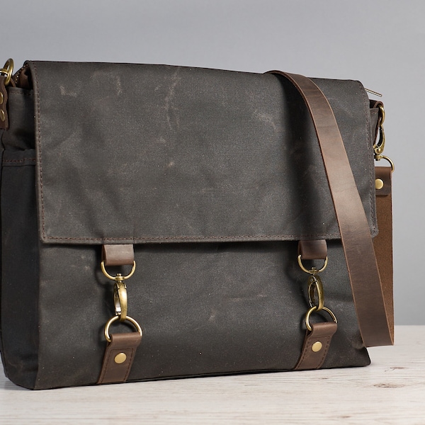 Dark grey waxed canvas messenger bag. Zip water resistant canvas and leather crossbody bag for laptop. Personalized Commuting Shoulder Bag.