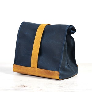 Blue lunch bag. Lunch box. School lunch bag. Waxed canvas and leather lunch bag. Personalized gift. Back to school image 4