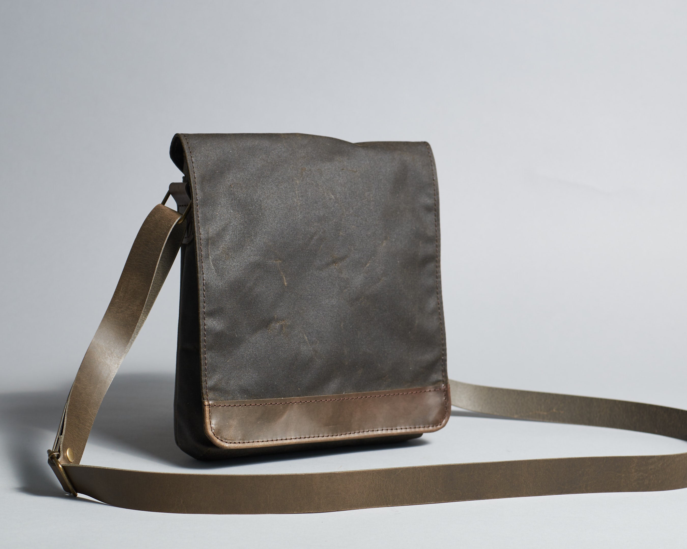 Khaki messenger bag sale