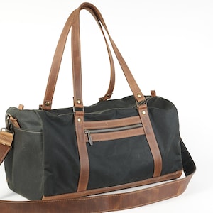 Full grain leather and waxed canvas duffel bag. Personalized weekend bag Overnight bag Holdall luggage bag