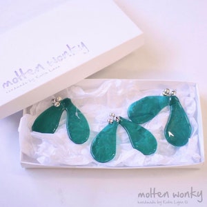 Mistletoe fused glass ornament | fused glass Christmas decorations | hanging Christmas mistletoe gift box