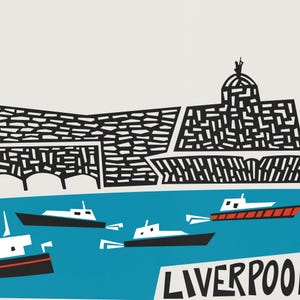 Puede incluir: Una ilustraci&oacute;n en blanco y negro de un horizonte de ciudad con un edificio con una c&uacute;pula y un r&iacute;o con barcos. El texto "LIVERPOOL" est&aacute; en la parte inferior de la imagen.