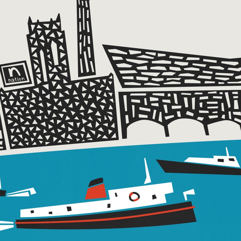 Puede incluir: Una ilustraci&oacute;n en blanco y negro de un horizonte de ciudad con un ferry en primer plano. El horizonte de la ciudad presenta un edificio alto, una iglesia y un puente. El ferry es rojo, blanco y negro con un salvavidas.
