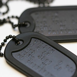 Personalised special forces black US Military dog tag set, Anodised aluminium tags and epoxy coated steel chains.