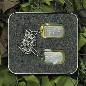 Edelstahl Dog Tag ID Set der US Army, personalisiert & geprägt, mit Ketten und optionalen farbigen Schalldämpfern Bild 6