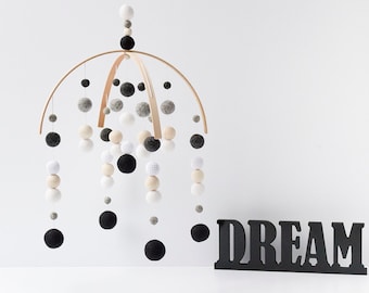 monochrome cot mobile