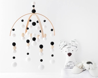 Black and White Baby Mobile - Monochrome Baby Mobile - Gender Neutral Baby Mobile - Nursery Mobile - Felt Ball Mobile - Felt Mobile