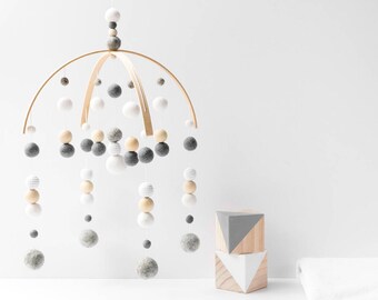 Grey Crib Mobile. Grey Baby Mobile. Nursery Cot Mobile. Gender neutral Felt Ball Mobile. Cot Mobile. Grey and White Baby Crib Mobile Decor.