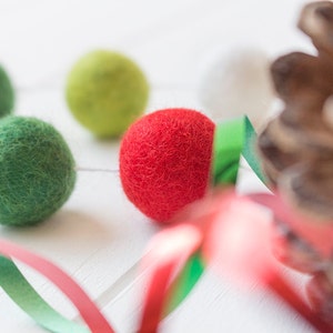 Traditional Christmas Felt Ball Garland Red and Green Christmas Garland Mantel Garland Christmas tree decor image 4