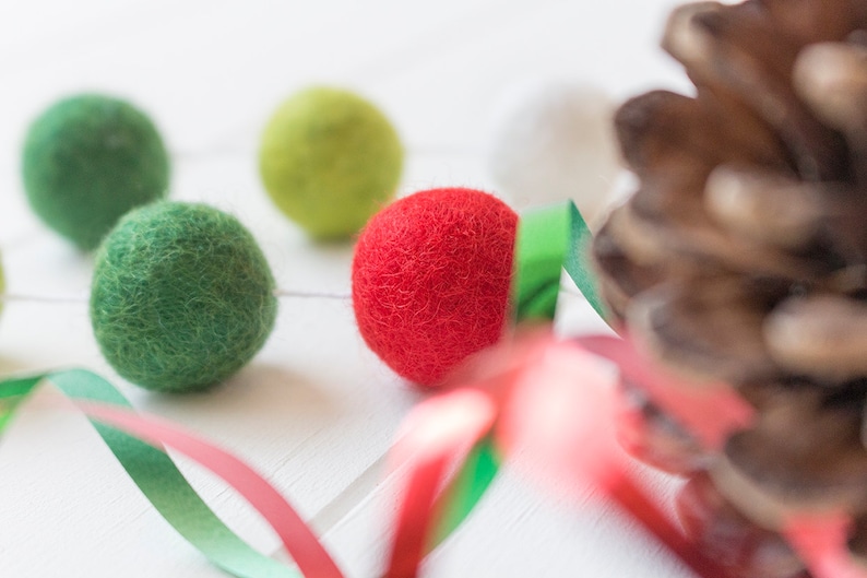 Traditional Christmas Felt Ball Garland Red and Green Christmas Garland Mantel Garland Christmas tree decor image 4