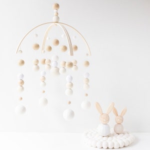 Cream and White Baby Mobile - Gender Neutral Baby Mobile - Gender Neutral Nursery Mobile - Felt Ball Nursery Mobile