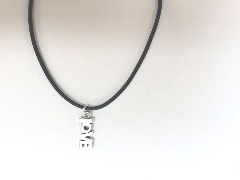 Necklace with silver pendant g Love silver pendant necklace