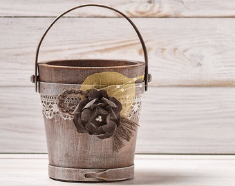 Flower girl basket rustic, country wedding bucket, wooden flower pail for woodland garden wedding ceremony, wedding gift basket