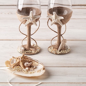 Strand bruiloft wijnglazen toasten fluiten, shell ring schotel, nautische fluiten en taart set, bruiloft gastenboek, verjaardag cadeau