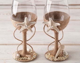 Wine glasses for beach wedding nautical wedding toasting flutes bride groom glasses with starfish seashells champagne flutes gift for couple