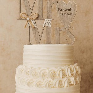 Adorno rústico para tarta de boda con apellido, decoración de madera personalizada para tarta, adorno para Sr. y Sra. imagen 8