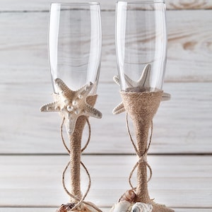 Champagne Glasses, Nautical Wedding Toasting Flutes, Beach Wedding Flutes, Bride and Groom Glasses with Starfish and Seashells zdjęcie 5