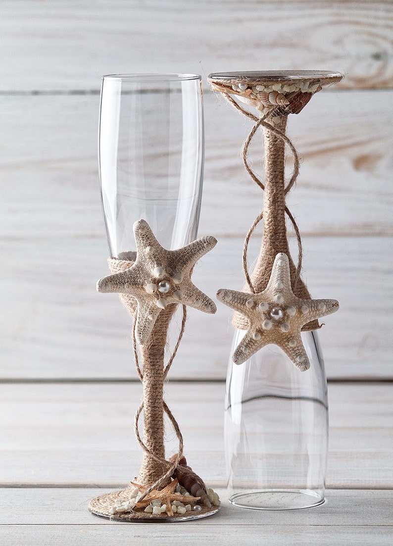 Champagne Glasses, Nautical Wedding Toasting Flutes, Beach Wedding Flutes, Bride and Groom Glasses with Starfish and Seashells zdjęcie 6