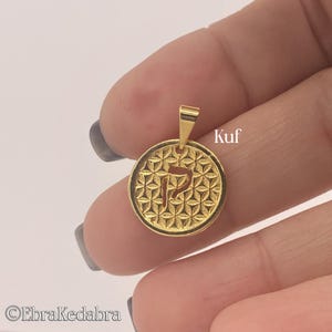 Colgante 'Kuf' personalizado / Joyas bañadas en oro de 18 quilates / Energía vibratoria para la alegría y la gratitud / Símbolo de la Cábala / Regalo espiritual único