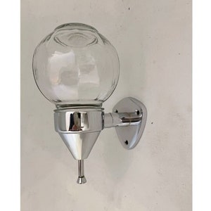 Soap dispenser soap pump 'Boule', wall mounted retro style soap dispenser.