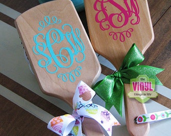 Monogrammed hairbrush, Personalized wide paddle wooden hairbrush, Easter basket gift, Graduation gift for her, Beauty gifts, Hair brush