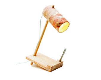 Wooden desk lamp Ananas / A simple lamp on a stick