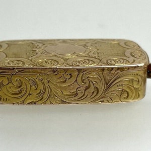 Antique 18ct Gold Small Ornate Matchbox Vesta Case Strike Fob Pendant Locket