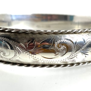 Vintage Sterling Silver Hinged Bangle Engraved Filigree