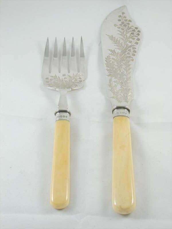 英国製アンティーク　フィッシュサーバー 19世紀後半 英国アンティーク シルバープレート製 フィッシュサーバー