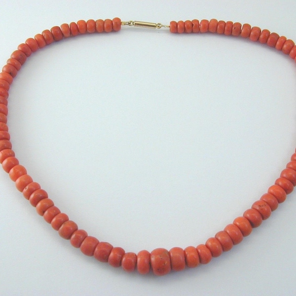 Vintage Coral Necklace | Graduated Sterling Silver Hook Clasp 15 1/2" Long 7.3g