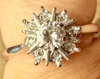1950'S 18ct White Gold Diamond Snowflake Starburst Vintage Cluster Ring M1/2