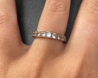 Vintage 9 Karat Gelbgold & Weiß Spinell Eternity Ring 1967 Gr. N 2,9 Gramm