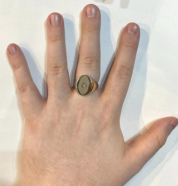 Vintage 9ct Yellow Gold Diamond Oval Signet Pinky Gents Ring Heavy