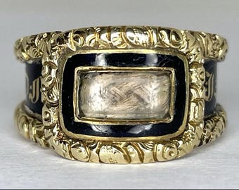 アンティーク 18カラット ゴールド メモリアル リング 1821 刻印入り