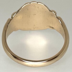 Vintage 9ct Yellow Gold Oval Signet Ring Mid Century Scroll Design 'T1 ...