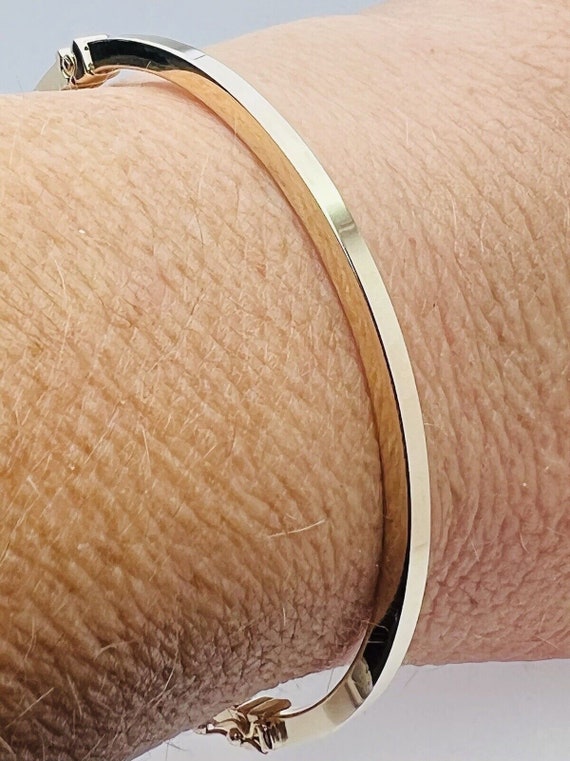 Simple Plain 9ct Gold Hinged Bangle Bracelet Safety Catch Clasp 6 3 4 4.32g