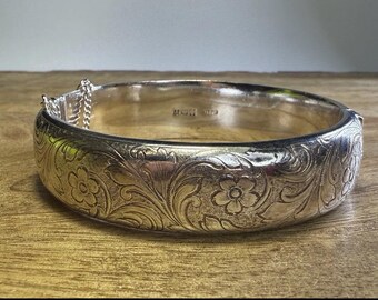 Sterling Silver Floral Hinged Bangle 35.8g London 1986 Excalibur