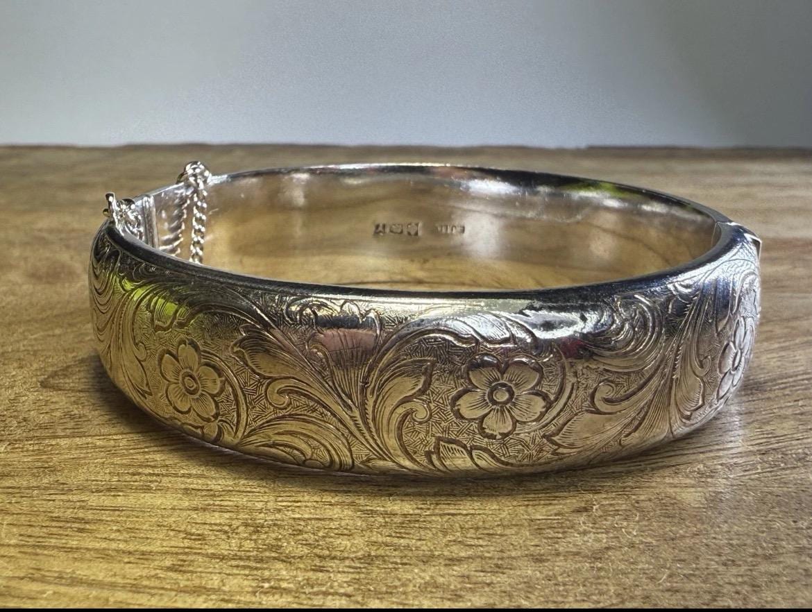Sterling Silver Floral Hinged Bangle 35.8g London 1986 Excalibur