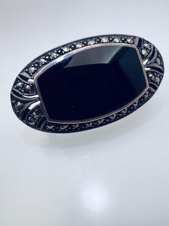 Onxy & Marcasite Oval Brooch Onxy & Marcasite Oval Brooch
