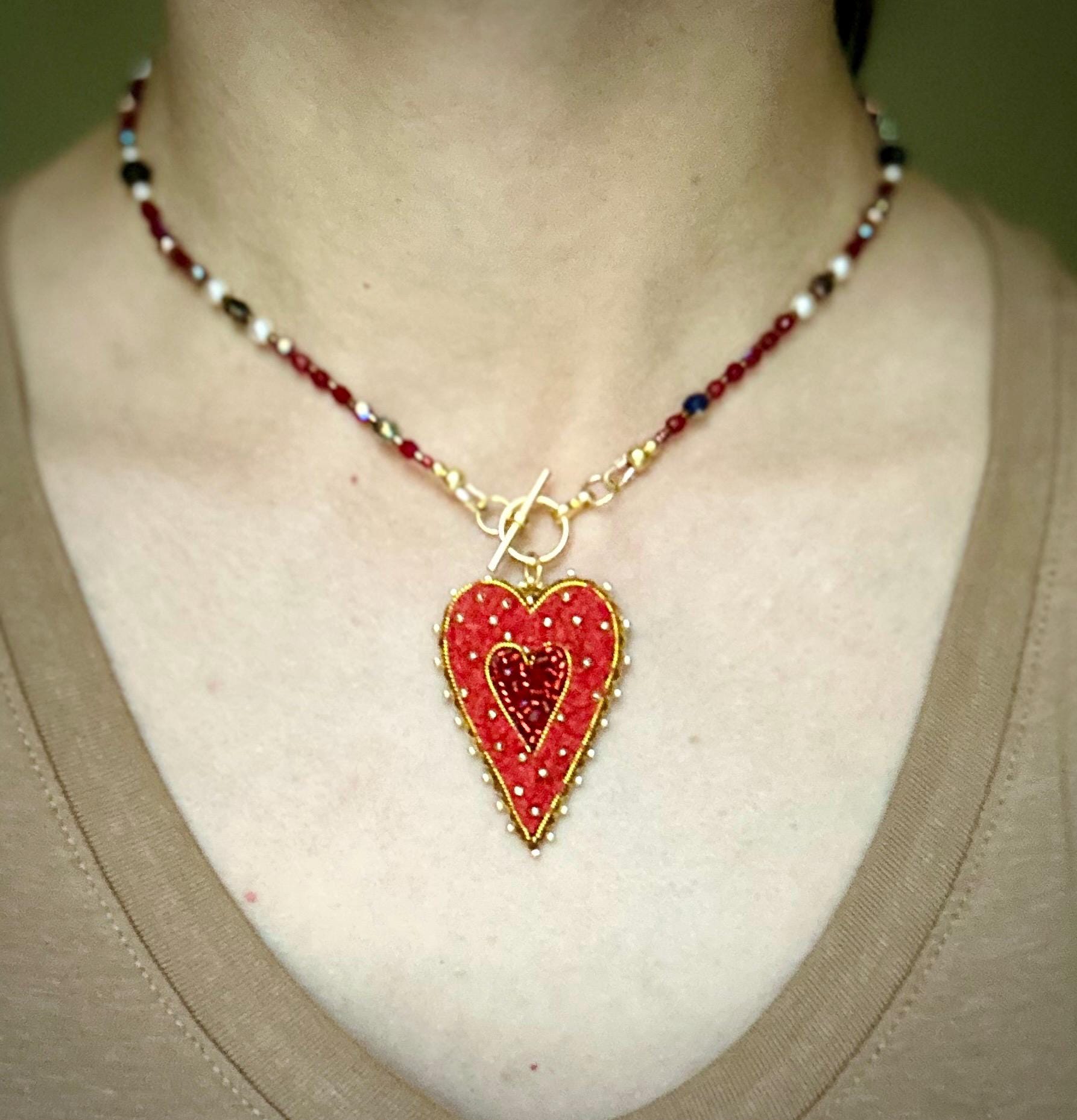 2 Collane, Collare gotico, Collana regolabile a forma di cuore
