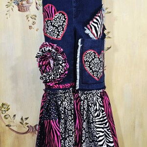 Scrappy Upcycled Gloria Vanderbilt Size 16 Wide Leg Jeans.  Stretch with Appliques and Flower and Bell Bottoms.