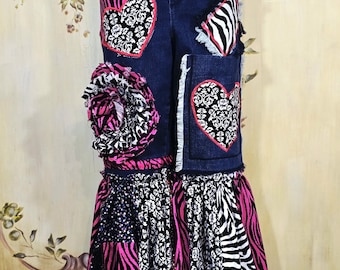 Scrappy Upcycled Gloria Vanderbilt Size 16 Wide Leg Jeans.  Stretch with Appliques and Flower and Bell Bottoms.