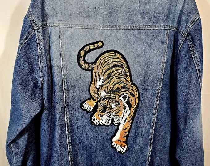 Upcycled Like New Large Tiger Application Size 2x Extra Large Light Blue Jean Jacket