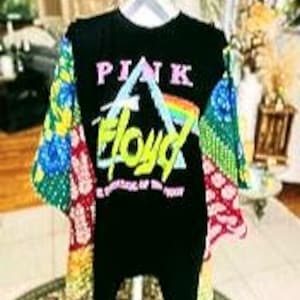 Apresentando Pink Floyd neste raro poncho Kantha preto/azul feito à mão