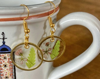Transparent resin flower earrings