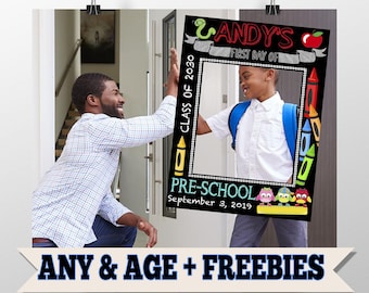 1st day of school photo prop sign, first day of school photo booth frame sign, 1st day of kindergarten photo prop picture frame sign